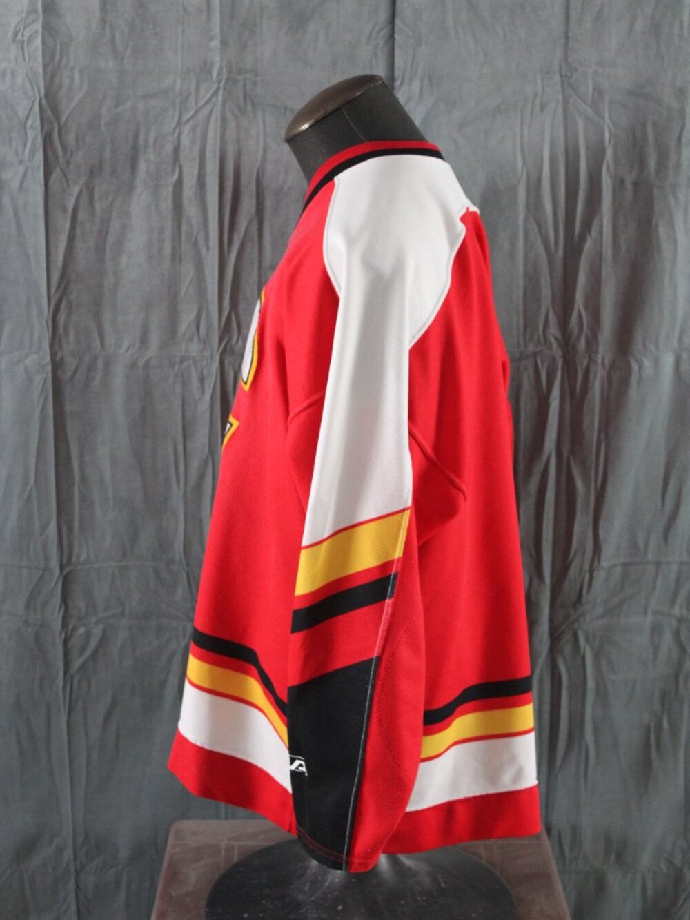 Calgary Flames Jersey (VTG) - 1990s Away Jersey by Pro Player - Men's 2XL - Picture 4 of 8
